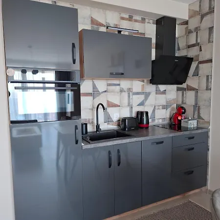 Dnv 27 شقة فارنا